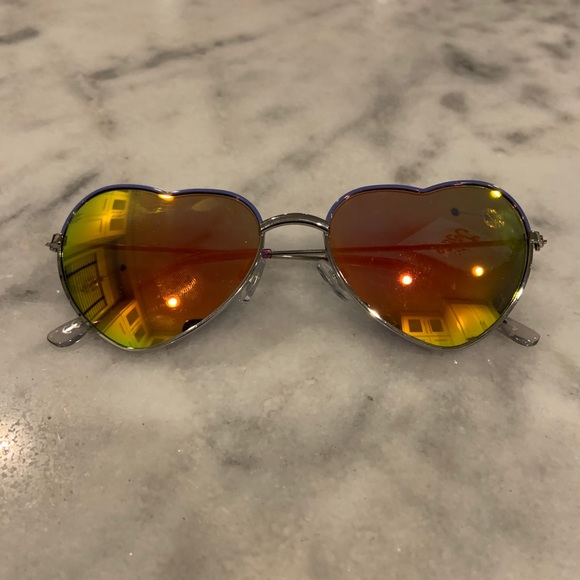 Kids Justice heart sunglasses - Picture 1 of 4